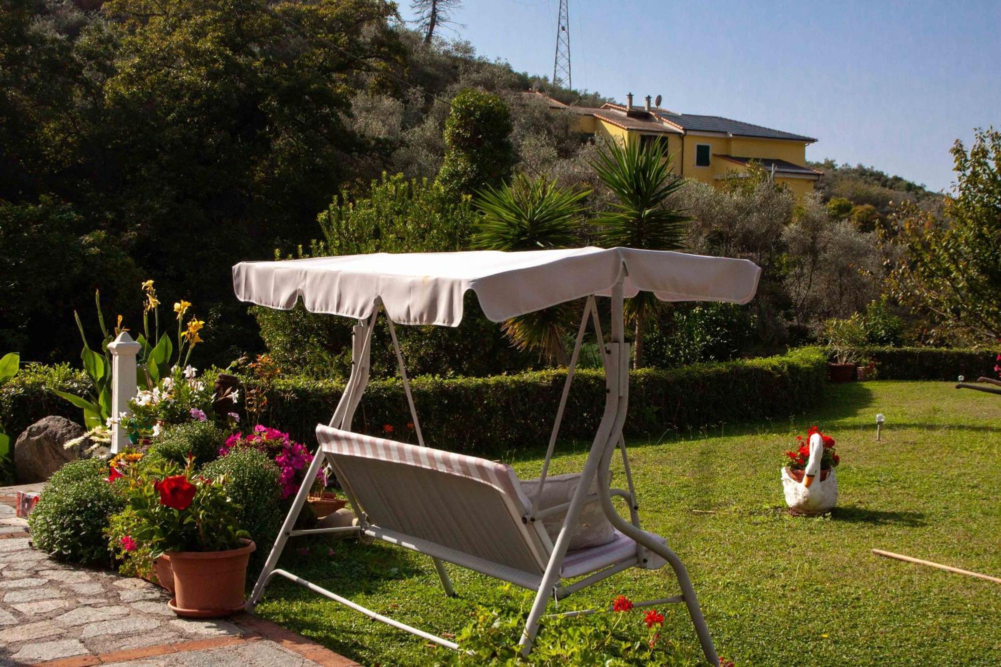 Vignola * Levanto