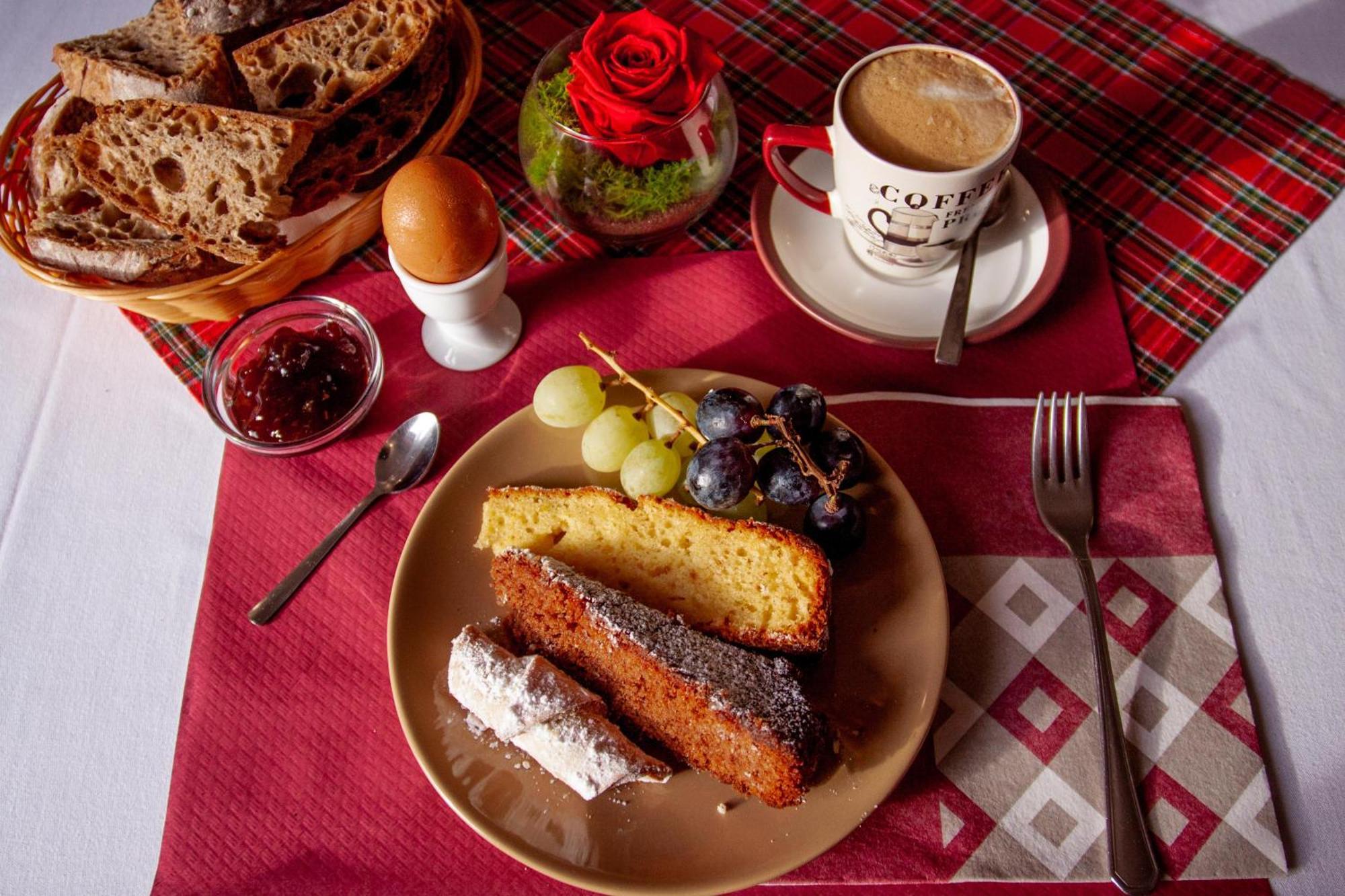 Vignola Bed & Breakfast *